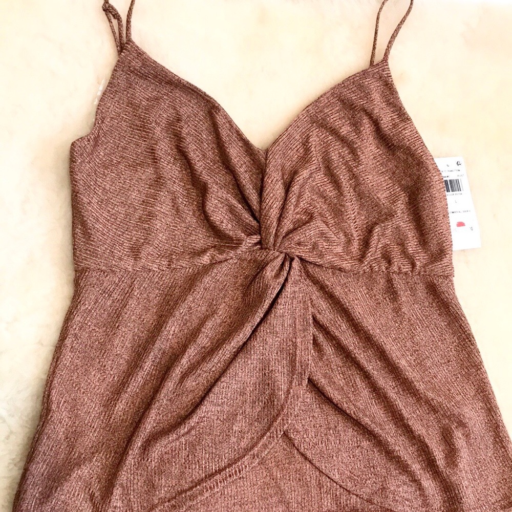 Socialite Rust Women’s Cami Top. - Picture 5 of 9